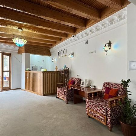 Mahbubakhon Guest House In Old City 부하라 외부 사진