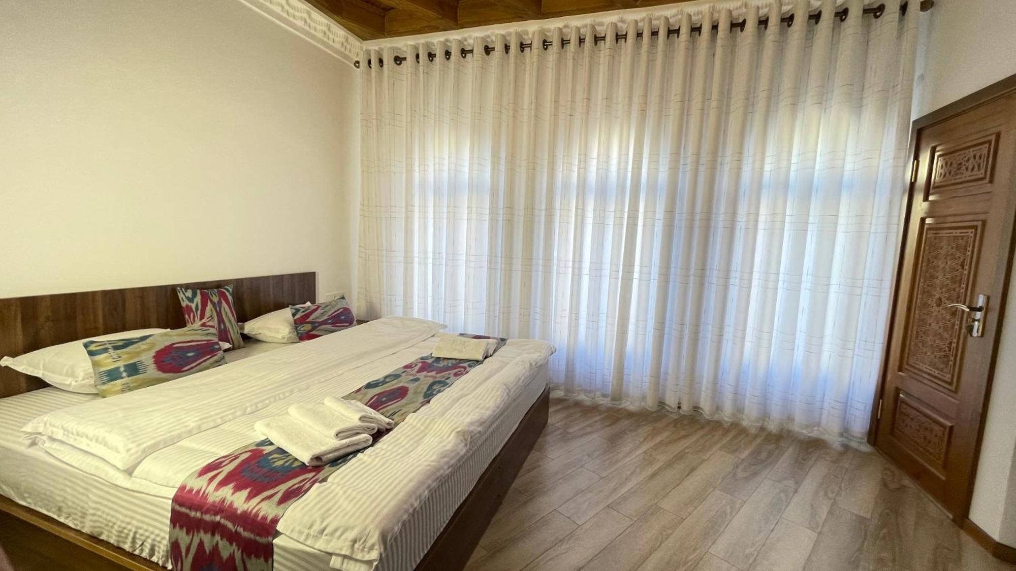 Mahbubakhon Guest House In Old City 부하라 외부 사진