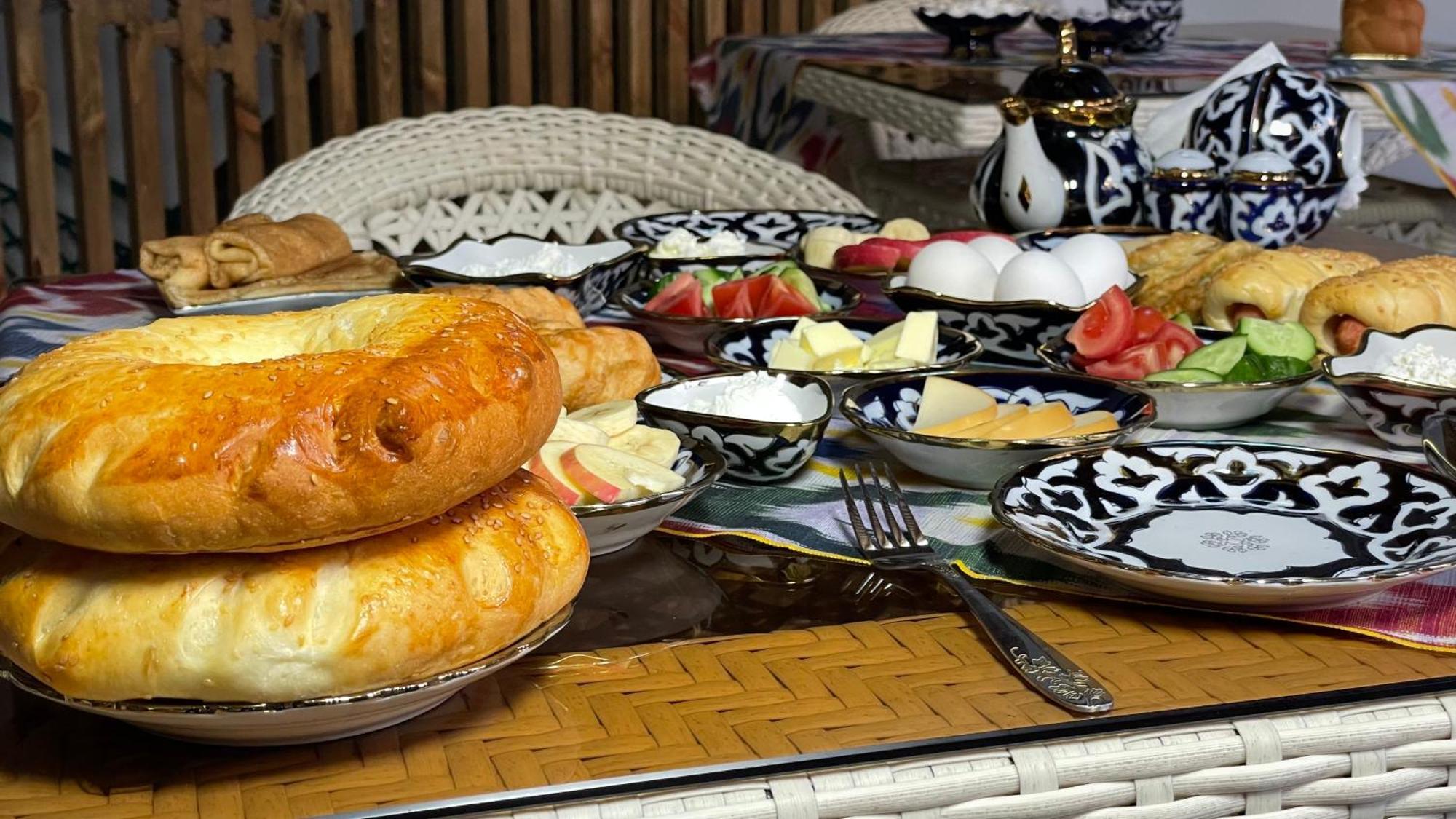 Mahbubakhon Guest House In Old City 부하라 외부 사진